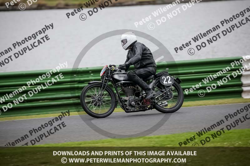 Vintage motorcycle club;eventdigitalimages;mallory park;mallory park trackday photographs;no limits trackdays;peter wileman photography;trackday digital images;trackday photos;vmcc festival 1000 bikes photographs